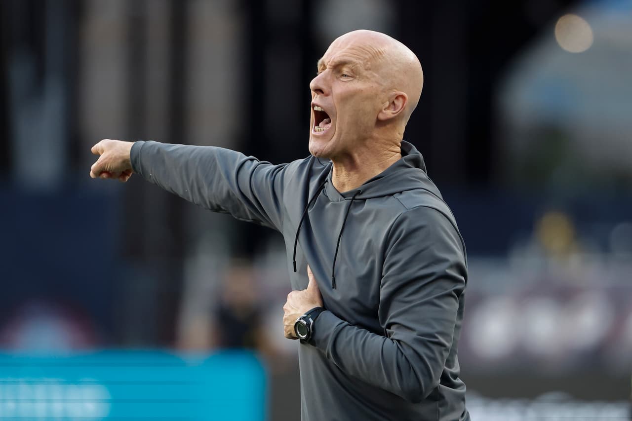 Regresa a Noruega: Bob Bradley toma las riendas del Stabæk