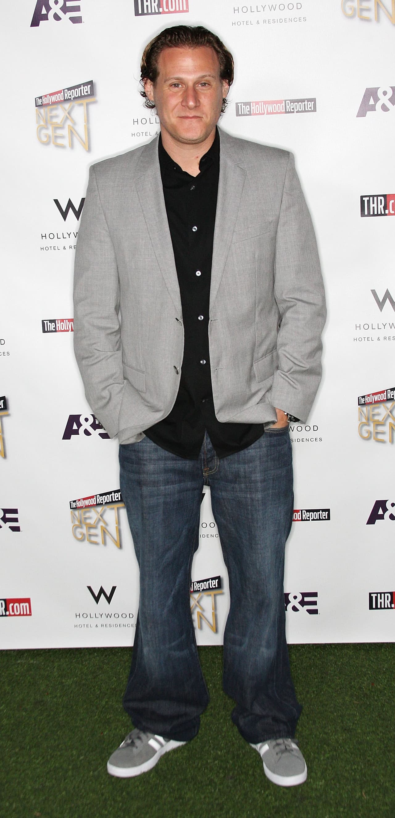 Cuando 
<b><a href="https://www.univision.com/entretenimiento/las-fotos-de-la-primera-boda-de-meghan-markle-y-no-se-parece-en-nada-a-la-que-tendra-con-el-principe-harry-fotos">la boda entre Meghan y Trevor </a></b>se realizó, cualquier posesión de marihuana en Jamaica era ilegal.