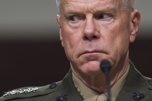 El general James Amostestifies, comandante del US Marines, durante una audiencia en el Comité de las Fuerzas Armadas del Congreso sobre el presupuesto el 7 de noviembre de 2013.