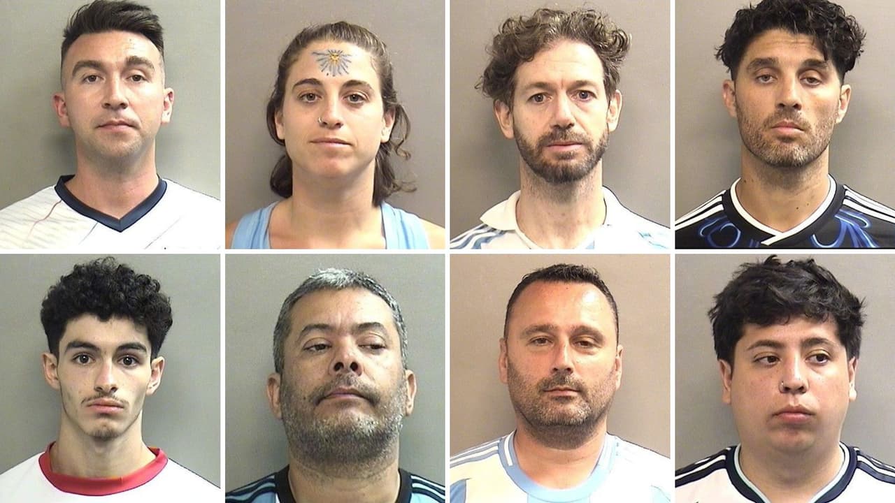 Arrestan a 8 personas por intentar entrar sin boleto a partidos del Mundial de Fútbol en Dallas