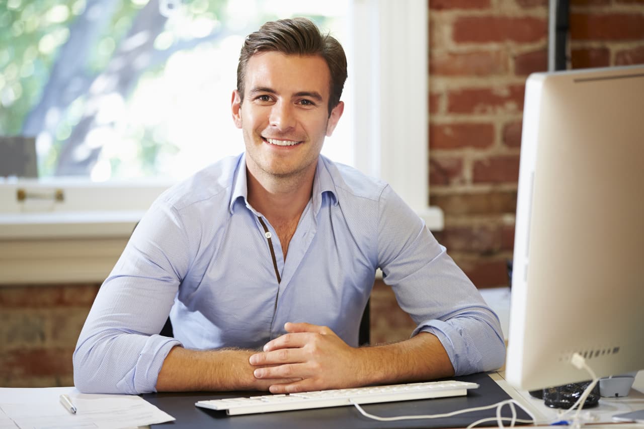 <b>ESCORPIÓN</b>
<br>El papá escorpión suele ser determinado y fuerte, con una gran voluntad para hacer las cosas, altamente intuitivo, apasionado, excitante, de magnética personalidad y gran carisma.