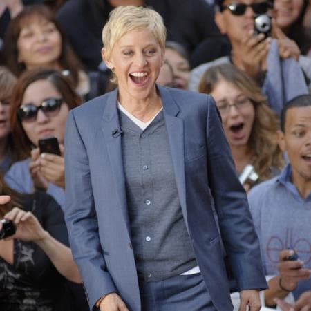 Ellen DeGeneres adora hacerle bromas a la gente, sea April Fool's Day o no.