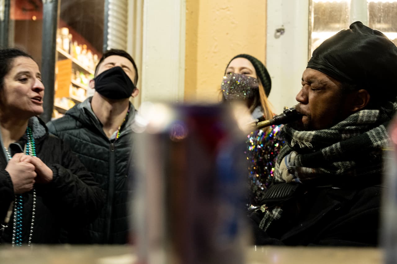 <h3 class="cms-H3-H3">Louisiana </h3>
<br>
<br>Dosis totales administradas: 3,380,221
<br>Tasa total de dosis administradas (por 100 k de pop total): 72,712
<br>