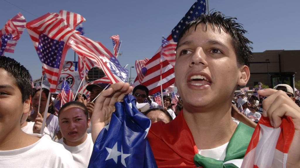 ¿Eres inmigrante indocumentado? Tienes derecho a decirle que "no" a las autoridades de Florida