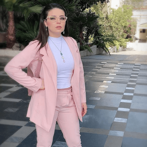 "Ya cuando me pones a posar no puedo […] Al momento de ponerme en un contexto de 'posa para la foto y te quiero sexy', algo pasa en mí que como que no, honestamente no me atrevería a hacerlo porque 
<b>no me siento cómoda</b>, 
<b>ya lo viví</b>", contó. 
<br>