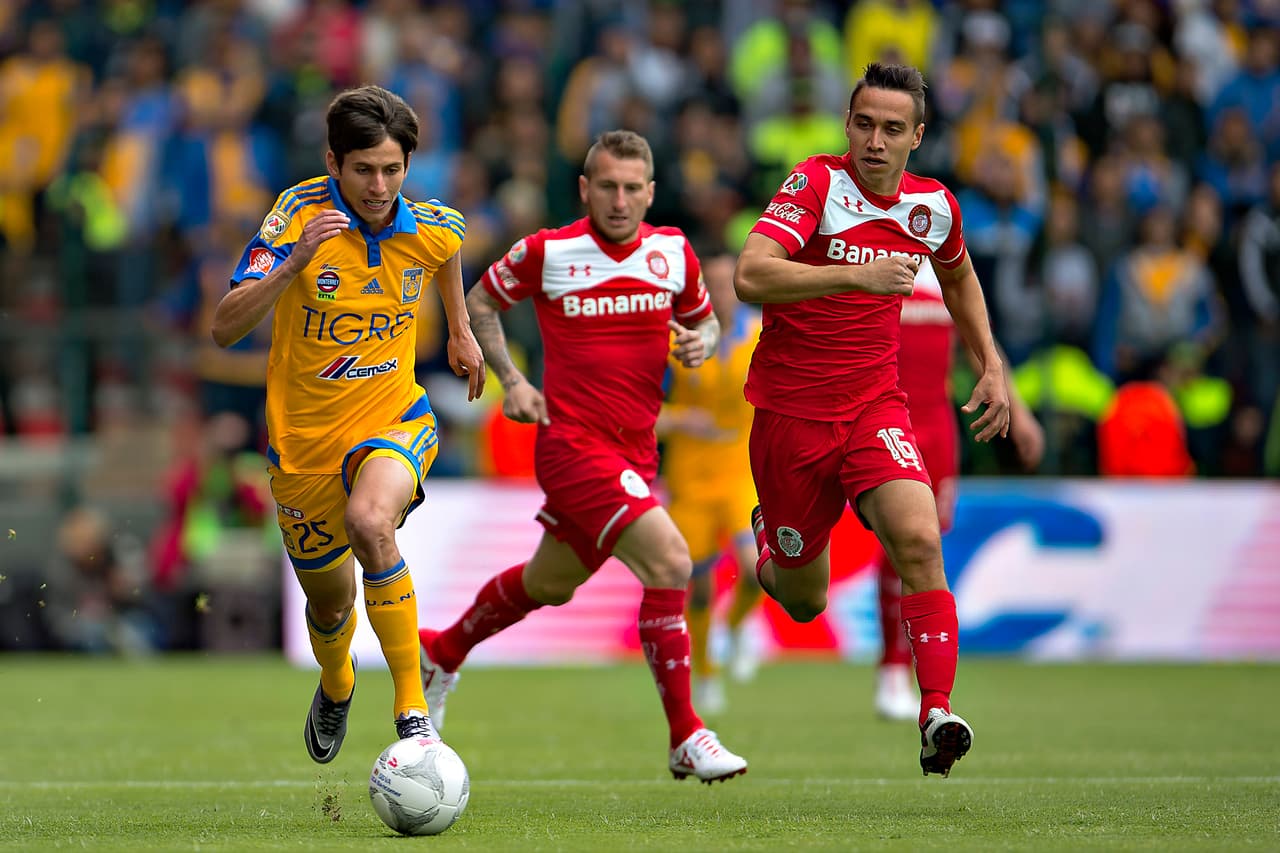 No es sencillo que el 'Tuca' le dé cabida a los jóvenes en su cuadro base, pero Damm poco a poco se ha ganado un lugar y está listo para pelear por uno en selección.