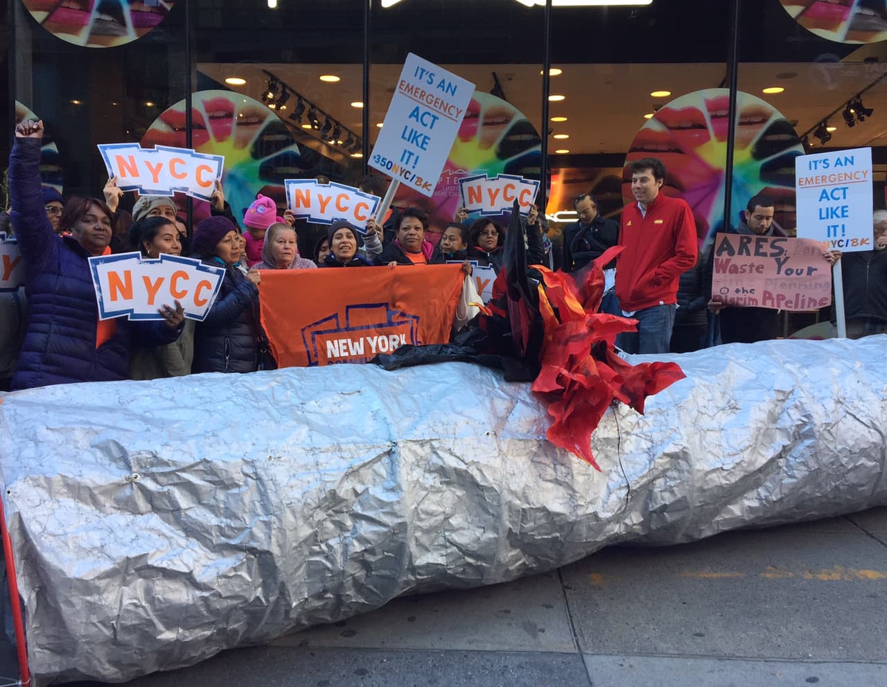 Manifestantes piden frenar el propuesto oleoducto entre Nueva York y Nueva Jersey
