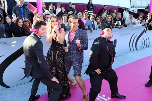 El explosivo bloguero puso a todos a bailar.