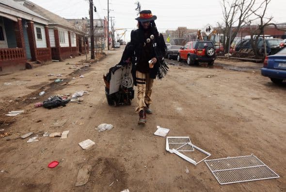 El huracán Sandy afectó a millones de personas en Estados Unidos, sin considerar su condición social, pero a los migrantes indocumentados de origen latino les tomará más tiempo y esfuerzo recuperarse del impacto de la denominada “súper tormenta”. Ver toda la información