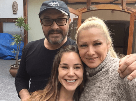 También trabajó al lado de grandes actores como Arturo Peniche y Erika Buenfil.