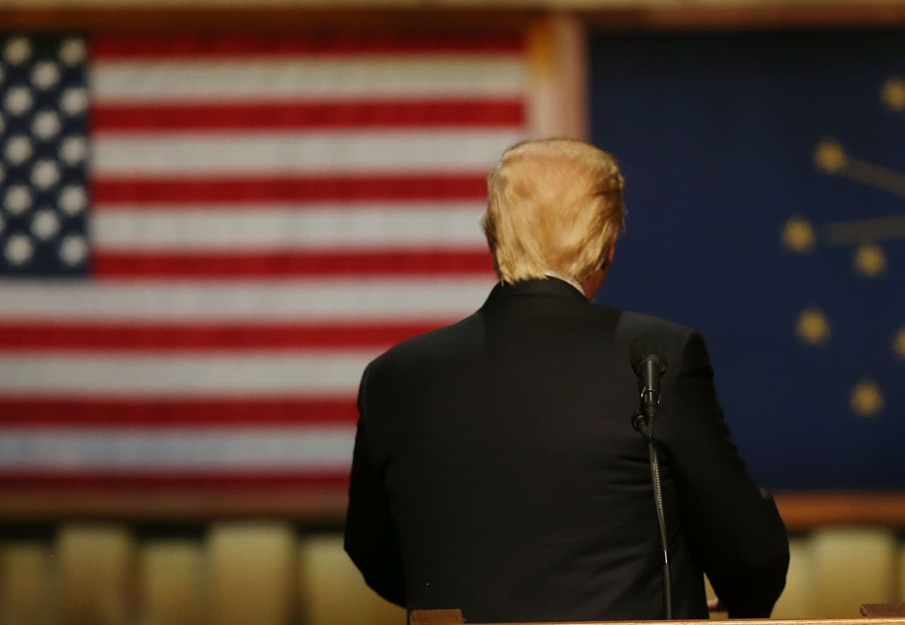 Trump campaign spurns Spanish