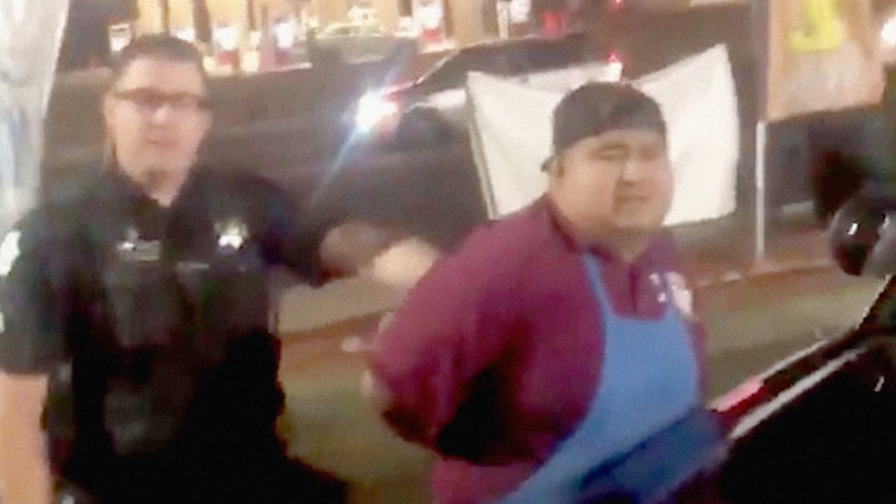 Santiago Jacobo Pichardo-Miranda, de 27 años de edad, fue arrestado por un agente de la policía de Fresno.