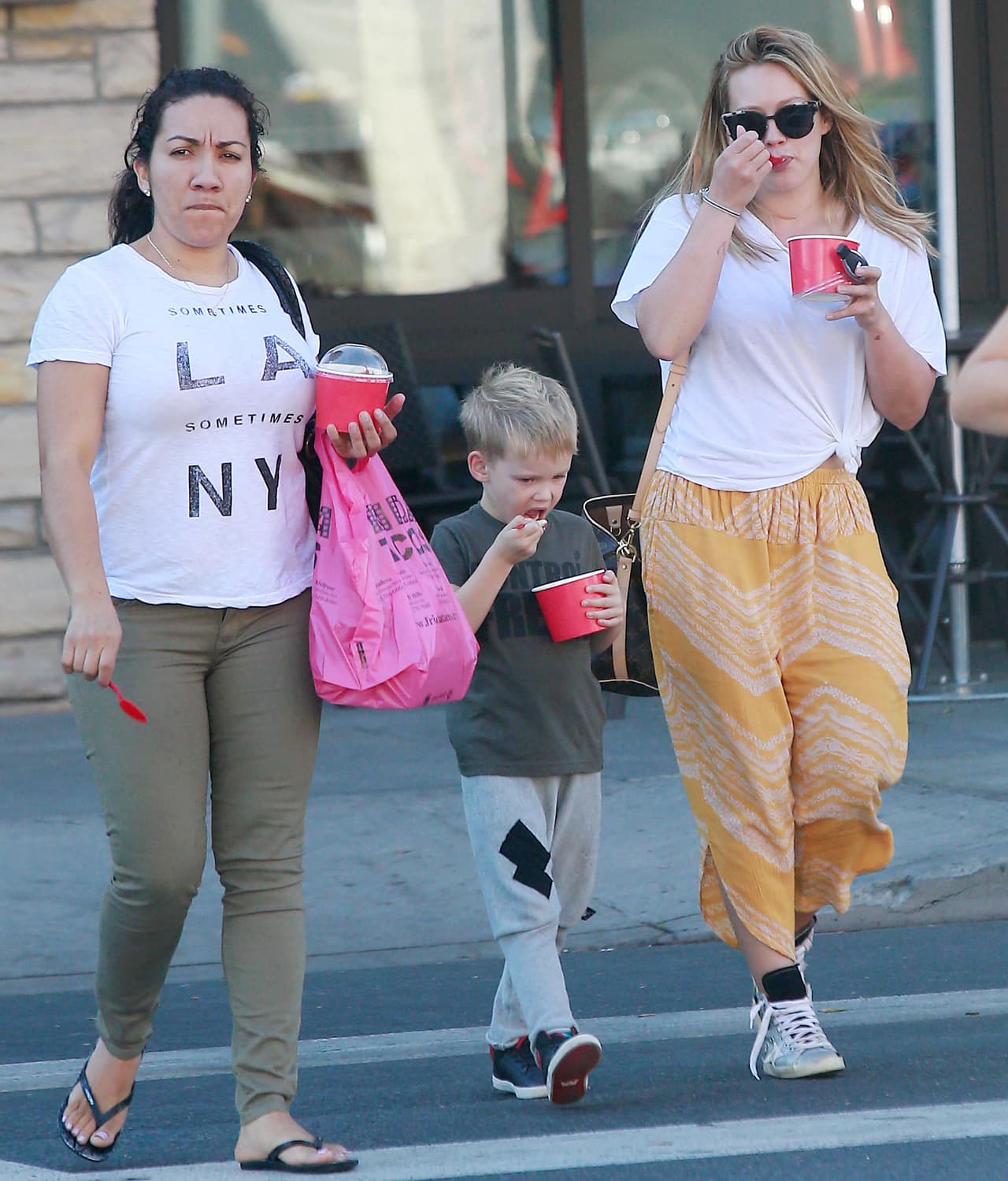 Como pueden ver, Hillary Duff es una mami normal.