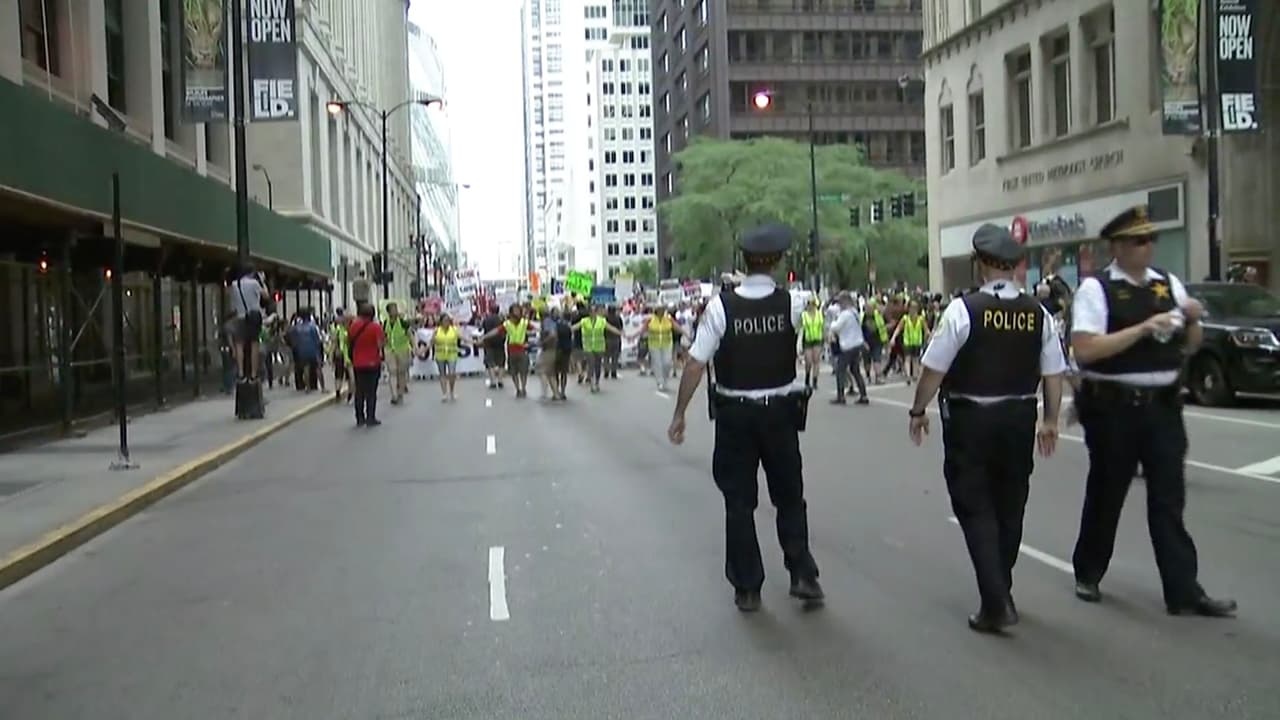 Movilización en Chicago contra operativos de ICE.