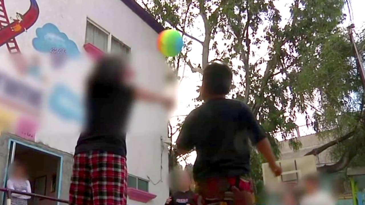 A pesar de las dificultades, estos niños luchan contra el SIDA y el rechazo de la sociedad