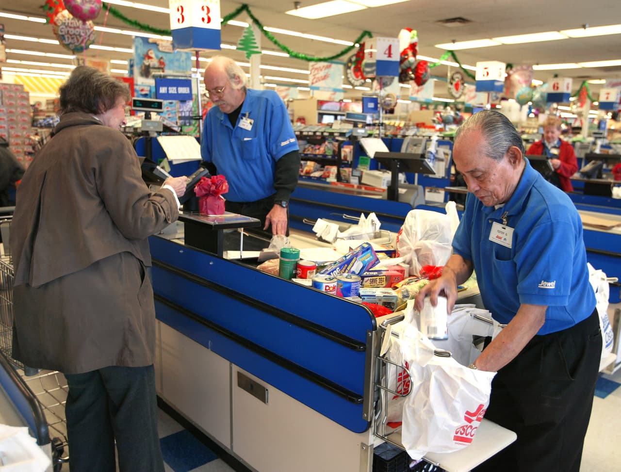 Confusión entre hispanos ante aumento del salario mínimo en NY