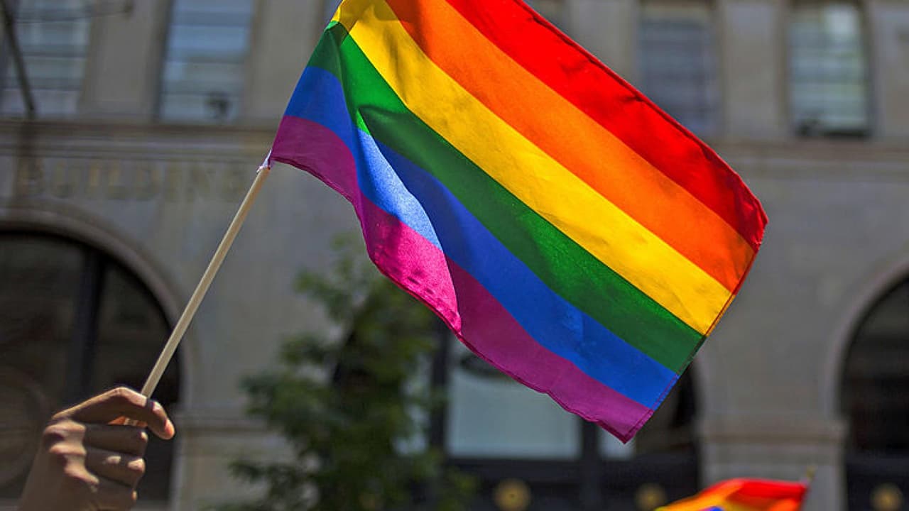 Estudiantes de St. Petersburg protestan contra la ley "No digas gay" 