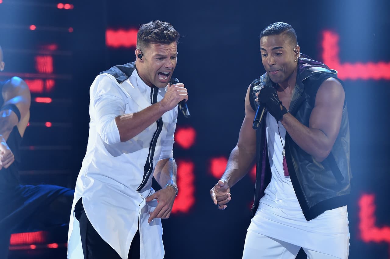 Corría el año de 2015 y Ricky Martin puso a bailar a todos los presentes junto a Yotuel. Los dos cantaron 'La Mordidita' y desde los primeros acordes la gente se levantó de sus asientos.