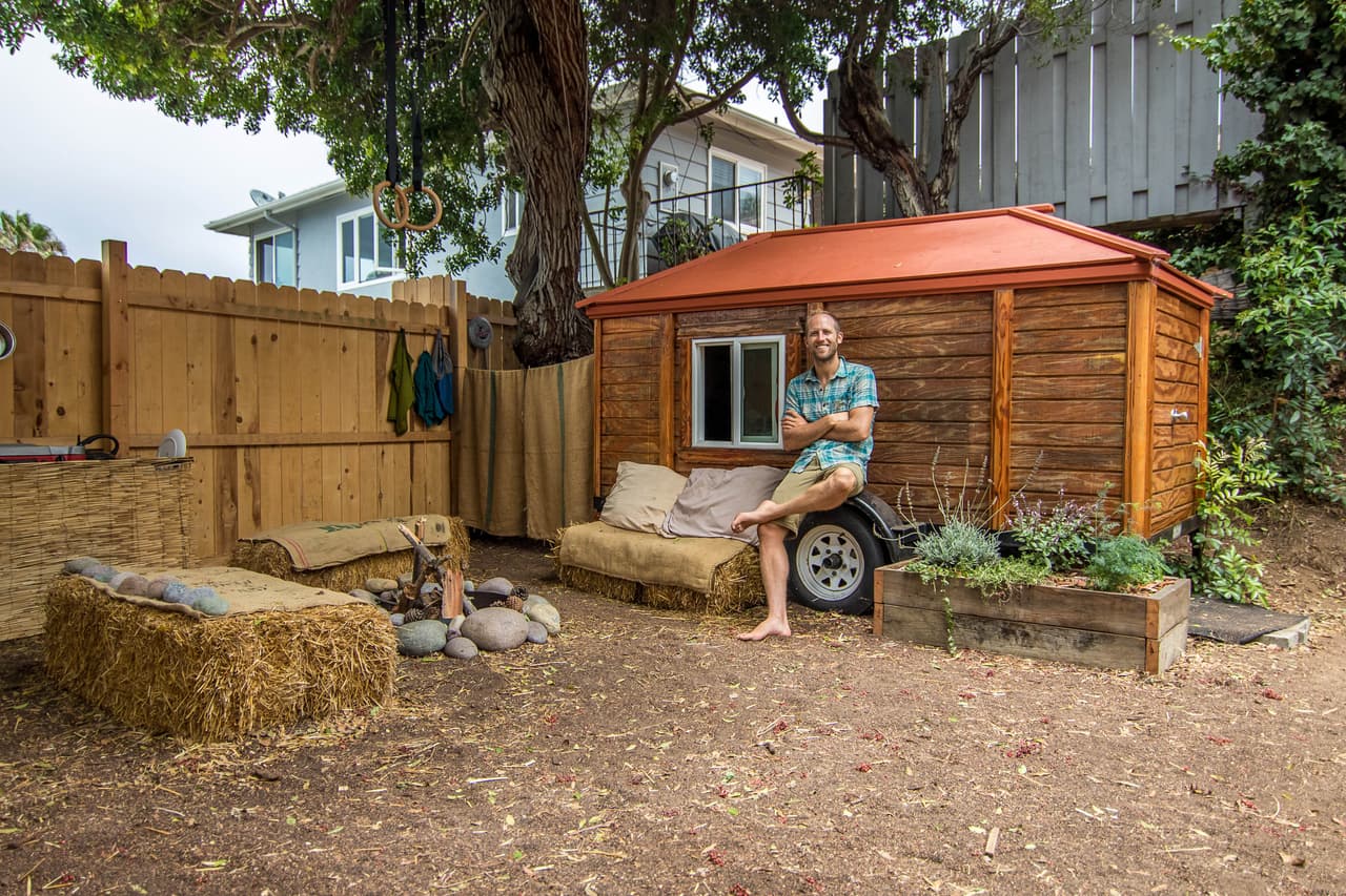 Pide que cada persona reflexione sobre su vida y haga pequeños cambios, pues ellos son suficientes para después llegar a algo aún más grande.
