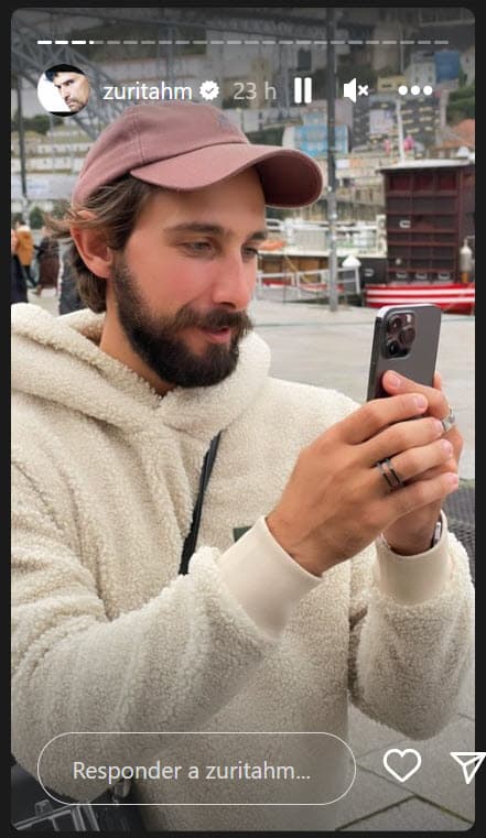 "¡Sí, gracias vida por dejarme compartir estos días junto a mi familia! Los amo incondicionalmente", escribió el artista de 68 años.
<br>
