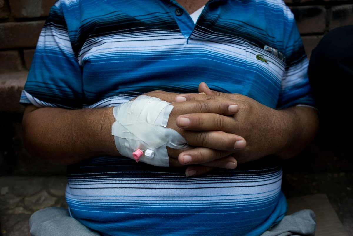 A una de cada cinco mujeres y uno de cada cuatro hombres su cardiólogo les habló de esta posibilidad. Pero si se tomaba en cuenta el origen racial, la diferencia era mucho mayor. En comparación con los blancos, era 38% menos probable que los hispanos y afroamericanos, recibieran la información.