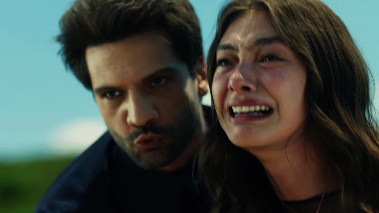 Nihan no quería abandonar a Kemal, pero él le pidió que se marchara y se salvara.