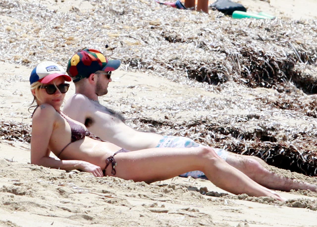 Sienna también iba acompañada de su pareja, el actor Tom Sturridge.