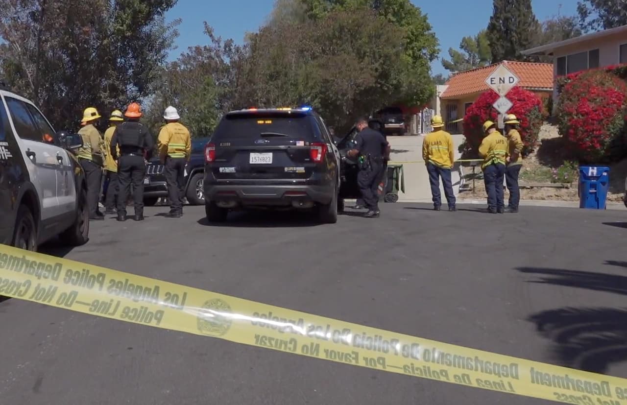 Abuelo de 102 año muere tras ser atacado por un hombre en Encino 