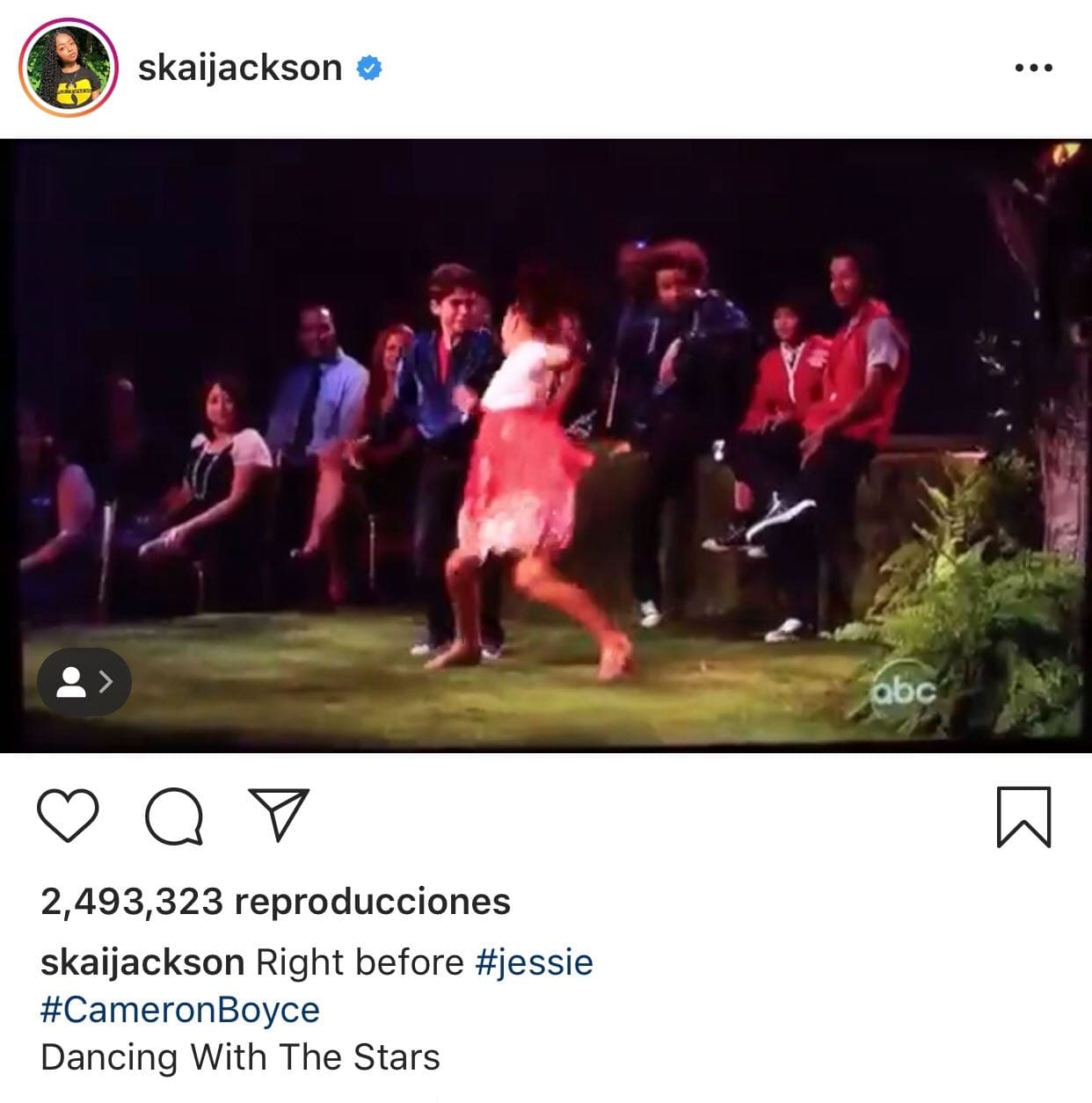 Skai también compartió por medio de su cuenta de Instagram un video en donde se ven los inicios de Cameron, participando hace varios años del programa '
<b>Dancing With The Stars'</b>.