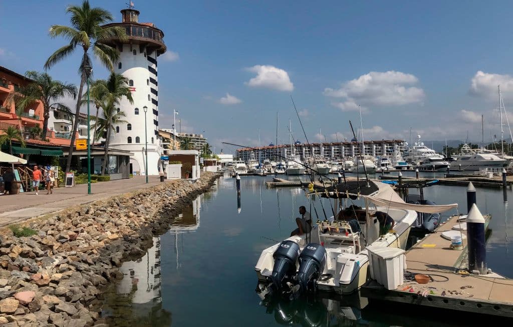 Los tentáculos del Cartel de Jalisco en Puerto Vallarta: ahora los negocios le piden permiso para abrir, según EEUU