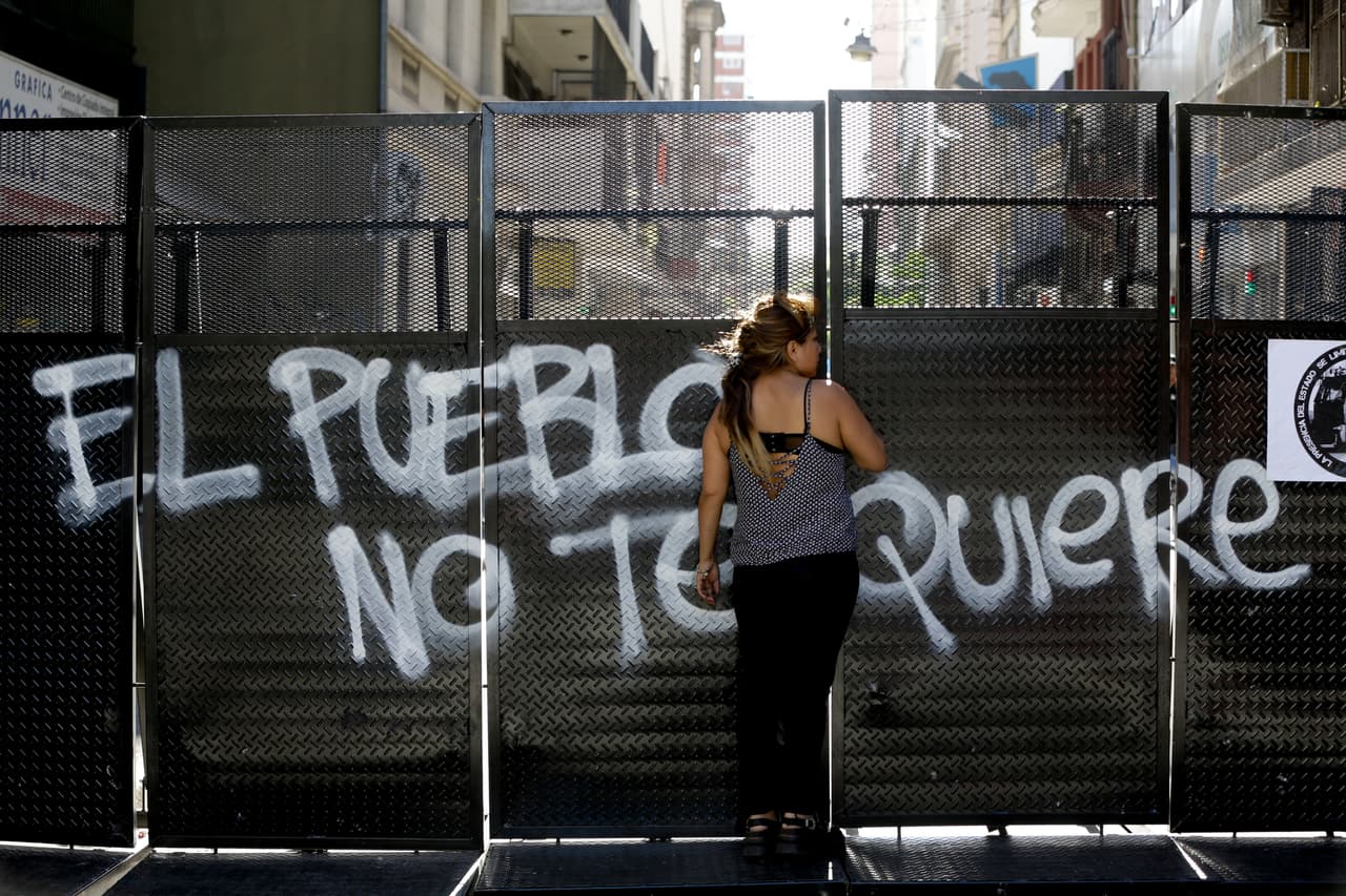 La iniciativa es la primera de las reformas económicas, junto con la tributaria y la laboral, que impulsa Macri luego del contundente espaldarazo logrado en las elecciones legislativas de octubre.
