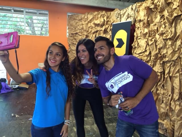 Los animadores de La Banda Soundcheck motivaron a los estudiantes a que sueñen en grande, que no se den por vencidos y que sigan estudiando para que se forjen como excelentes seres humanos, se destaquen y alcancen el éxito dondequiera que vayan.