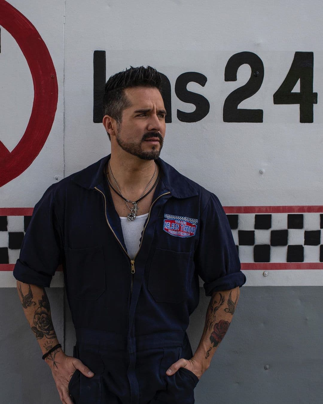 Será noble, generoso, honesto y justo, pero su vida dará un giro cuando sepa de la existencia de Nicolás, un hijo que desconocía.