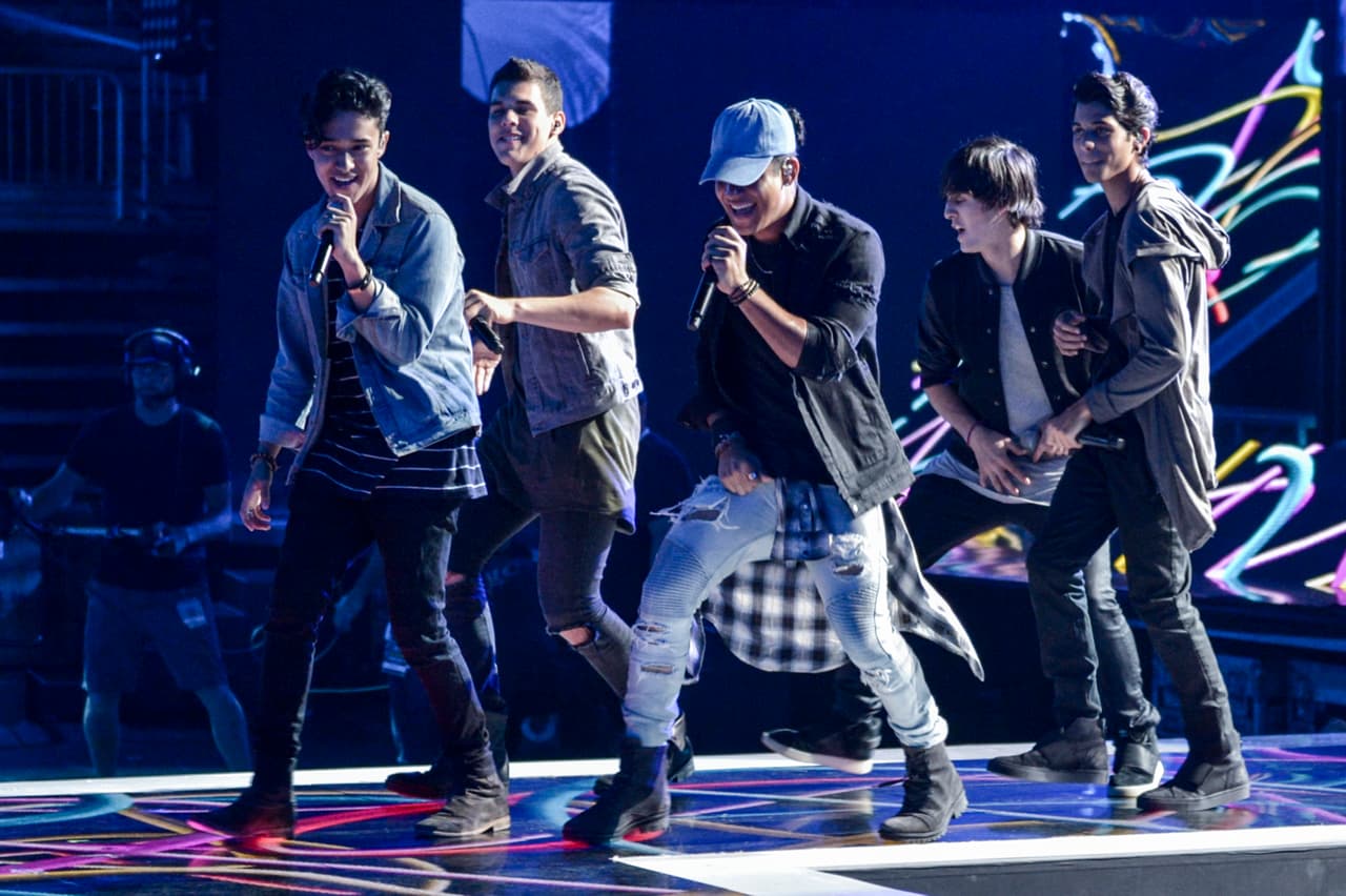 CNCO también le puso el ritmo a este día, felices porque este será su debut en Premios Juventud.