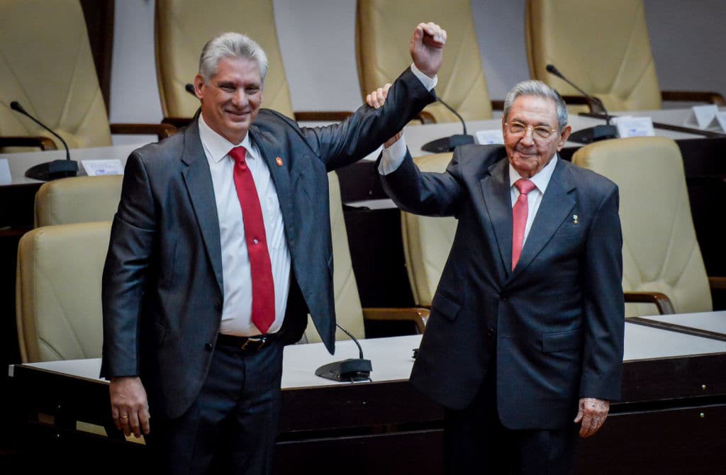Díaz-Canel asume la Presidencia de Cuba: "No habrá espacio para quienes quieran restaurar el sistema capitalista"