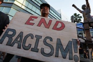 Declaran el racismo como una crisis de salud pública en San Antonio 