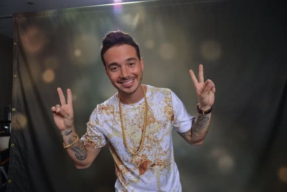 Al siguiente año logra dos nominaciones en Premios Juventud en las categorías La Combinación Perfecta y Mi Ringtone Favorito.