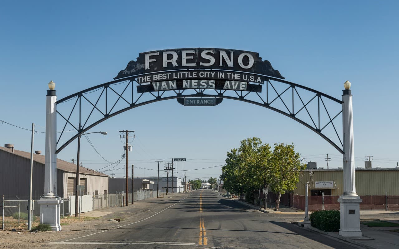 <b>Región V:</b> la conforman los condados Fresno, Kern, Kings, Madera, Mariposa y Merced
<br>recibirá 16,706 vacunas.
<br>