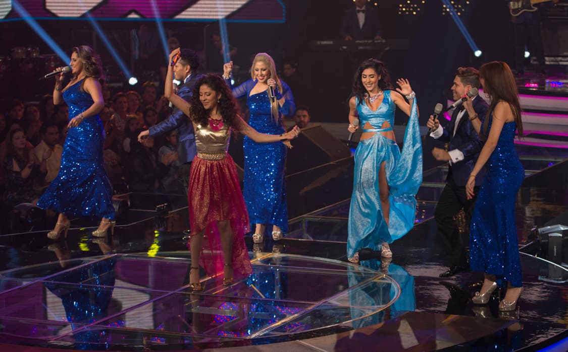 A pesar de la presión, capitanes, competidores y jueces tratan de relajarse cuando están fuera del aire, a veces se portan bien y otras tantas un poco mal, pero el chiste es pasarla bien. ¡Miren qué pasa detrás de cámaras!