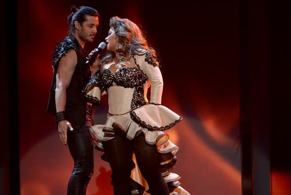 Y es que andaba cantando con mucho sentimiento.