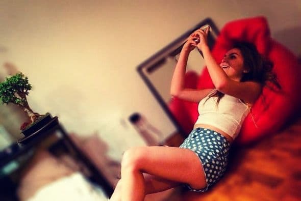 Tan duro le pegó el amor que lo presume en las redes sociales.