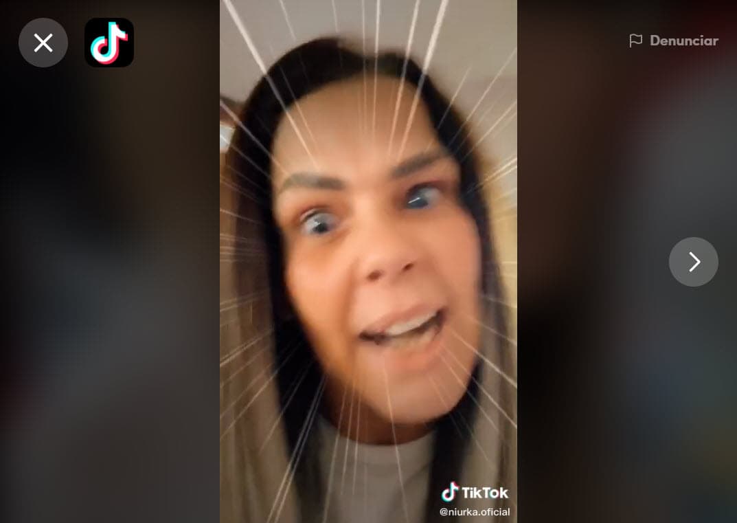 En el video, la vedette se refirió a Oliver como "perra": "La verdad es que te quisiste lucir. Te vi, pero te ignoré. La pregunta es ¿por qué tratar mal a quienes damos todo en tu programa de a gratis para ayudarte a subir el rating?".
<br>