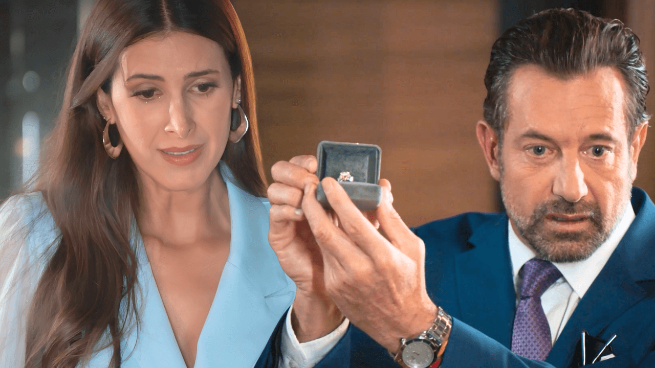 Miguel Ángel le pide matrimonio a Victoria...¡frente a Luz! | Corazón De Oro | Capítulo 35