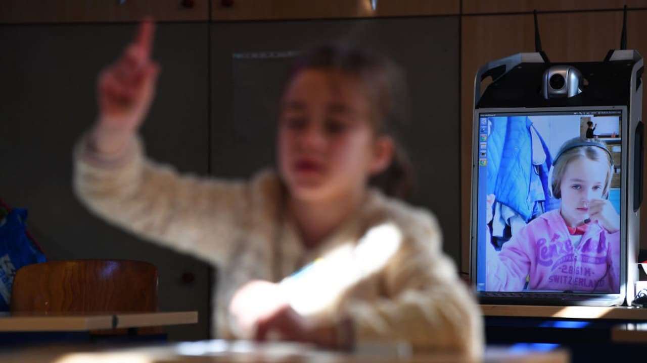 ¿Volver o no a las escuelas? La duda de muchos padres en el norte de Texas 