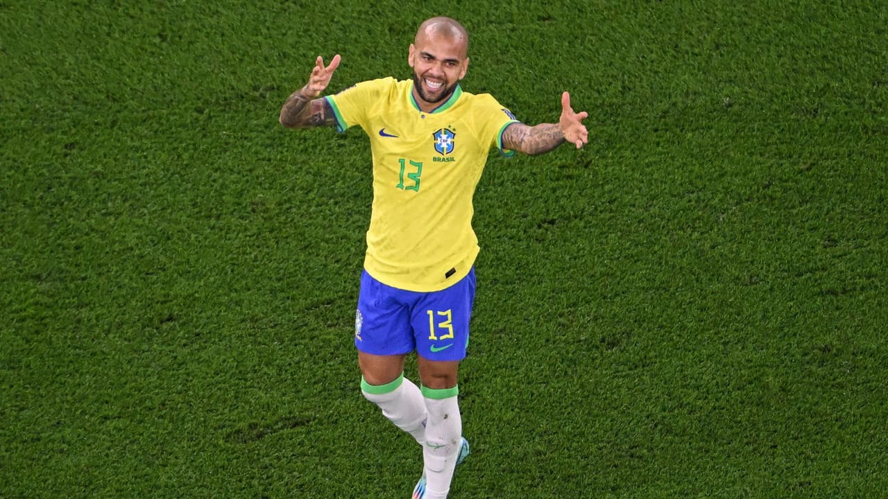 Dani Alves parece resignado en la cárcel: "Aceptaré lo que venga"