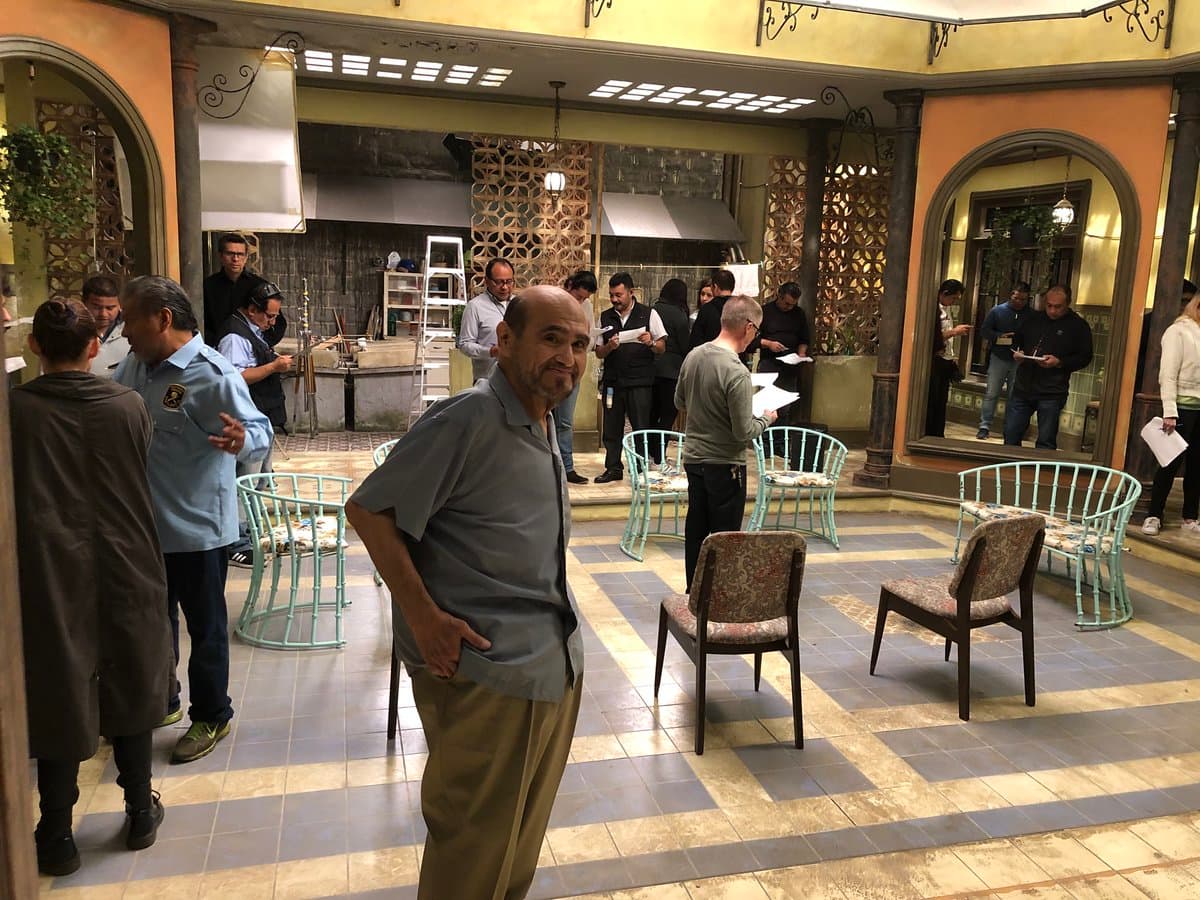 En entrevista para TVyNovelas, el actor de 74 años de edad fue cuestionado acerca de cómo ha lidiado con el Alzheimer, a lo que él comentó: "Es una enfermedad devastadora, más terrible que eso. De hecho, intento pensar en otra palabra peor a esa, pero no me llega a la mente [...]".