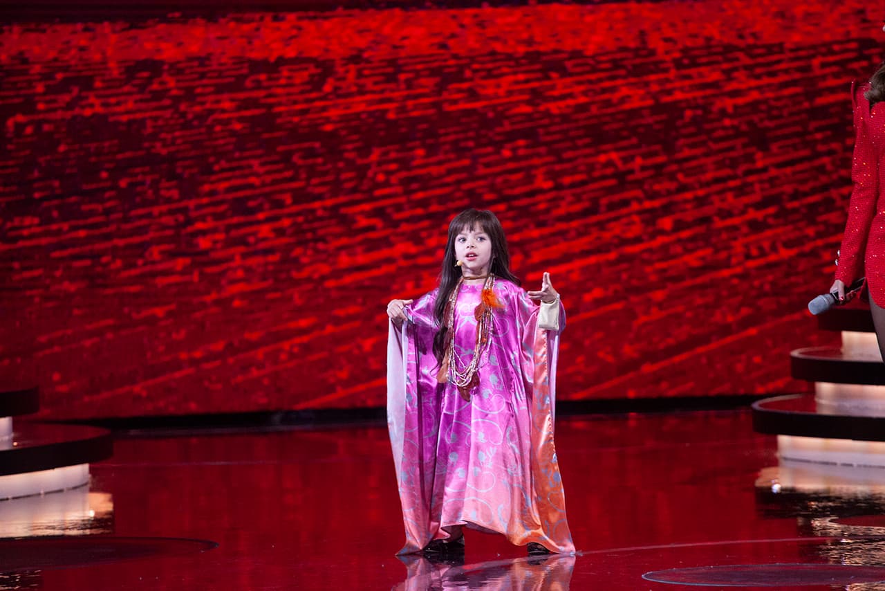 "Sí, a ver, demuestra", le pidió Galilea. "Pues arránquense", gritó 'Mini Verito'.