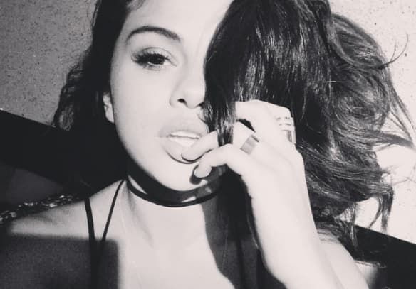 Bien dicen que los rasgos latinos son de los más hermosos.