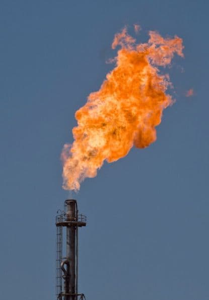 17 de octubre de 2006. Ocho personas muertas y 14 más lesionadas tras la explosión seguida de un incendio en el buque tanque Quetzalcóatl en la Terminal Marítima de Pajaritos.