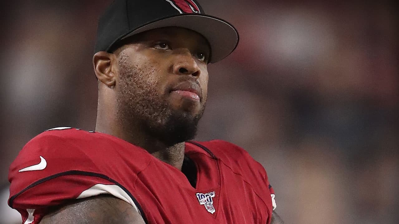 Los Chiefs reclamaron de waivers a Terrell Suggs
